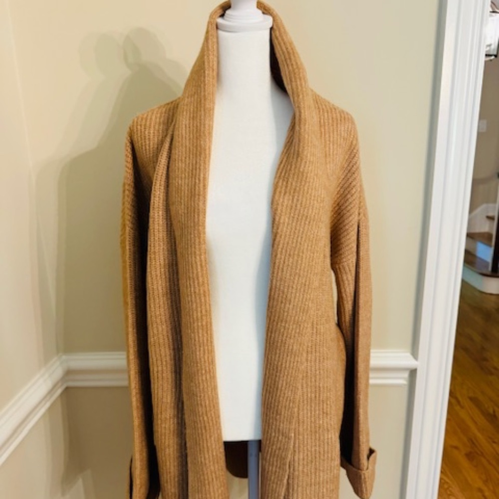 Lulus Long Sweater - New With Tags -Tan and brown sweater with a slight oversize